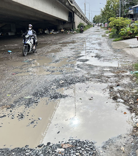 Ðường dân sinh xuống cấp