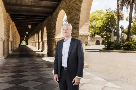 Chủ tịch Đại học Stanford từ chức vì phát hiện sai sót trong nghiên cứu