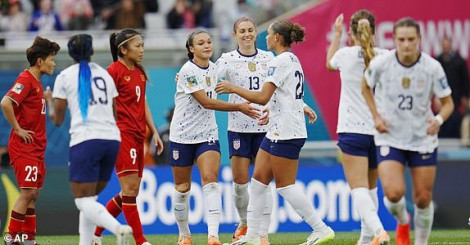 Tuyển nữ Việt Nam thua 0-3 trận ra quân World Cup