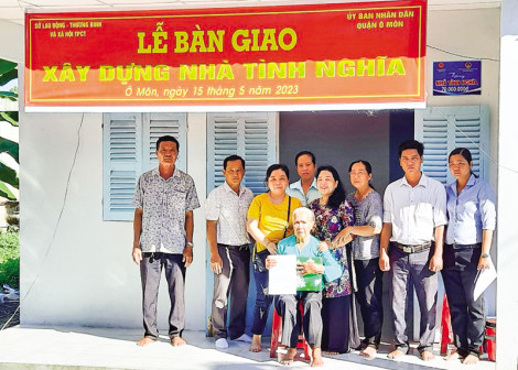 Vẹn niềm tri ân