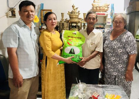 Điểm tựa của người nghèo