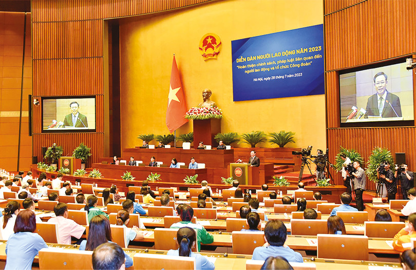 Chủ tịch Quốc hội Vương Đình Huệ chủ trì Diễn đàn Người lao động năm 2023