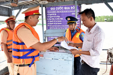 Tăng cường kiểm tra, xử lý vi phạm giao thông thủy mùa mưa, bão