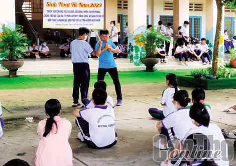 Trang bị kỹ năng sống cho học sinh