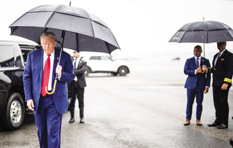 Ông Trump trình diện tòa, phủ nhận tìm cách đảo ngược kết quả bầu cử