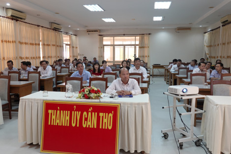 Khai trương hệ thống thí điểm phổ biến, bồi dưỡng, cập nhật kiến thức lý luận chính trị cho cán bộ, đảng viên trên Internet