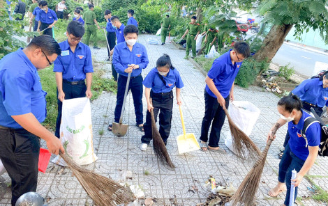 Tuổi trẻ Cần Thơ tình nguyện vì văn minh đô thị