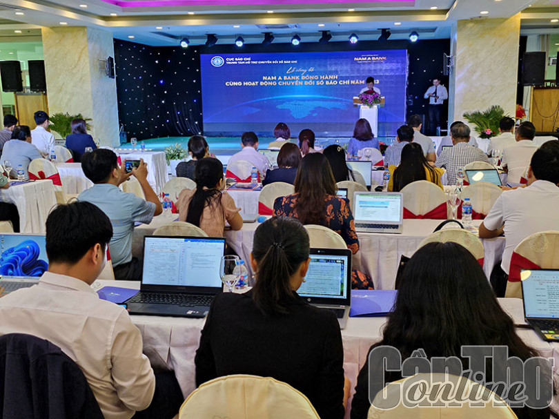 Tập huấn, hướng dẫn các cơ quan báo chí thực hiện đo lường, đánh giá mức độ trưởng thành chuyển đổi số