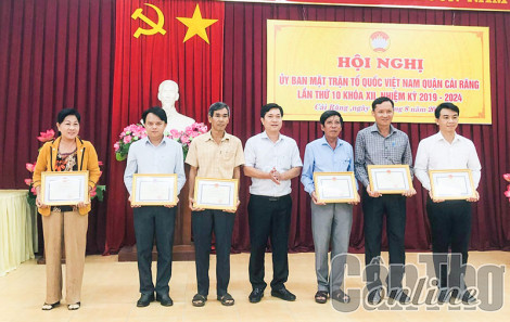 Cái Răng: Tổng kết 20 năm tổ chức “Ngày hội Ðại đoàn kết toàn dân tộc”