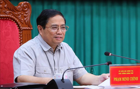 Thủ tướng Phạm Minh Chính làm việc với Ban Thường vụ Tỉnh ủy Kon Tum