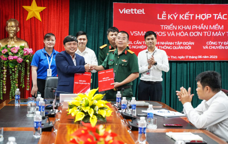 Hợp tác chiến lược giữa Viettel Cần Thơ và AlphaGroup:
Triển khai hóa đơn điện tử từ máy tính tiền và phần mềm VSmartPos