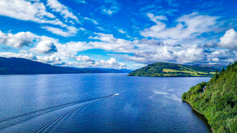 Khởi động cuộc săn lùng quái vật hồ Loch Ness