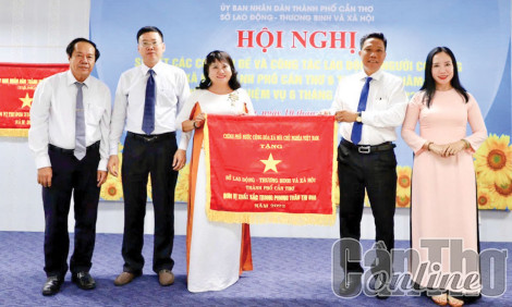 Quan tâm đào tạo, bồi dưỡng đội ngũ, nâng cao năng lực hoàn thành nhiệm vụ toàn ngành