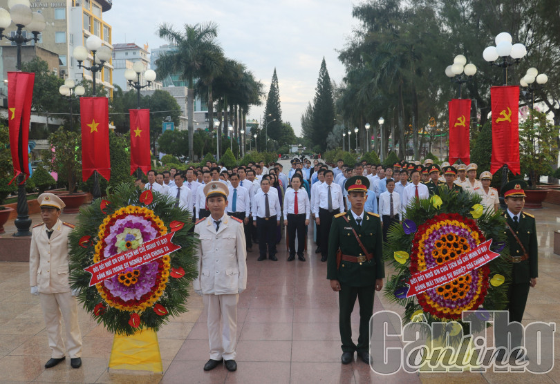 Họp mặt kỷ niệm 78 năm Ngày Cách mạng Tháng 8 thành công và Quốc khánh 2-9