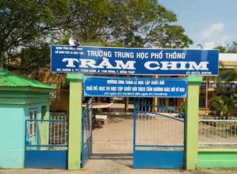 Đồng Tháp thông tin vụ một hiệu trưởng đột quỵ trong lúc đọc diễn văn khai giảng năm học mới