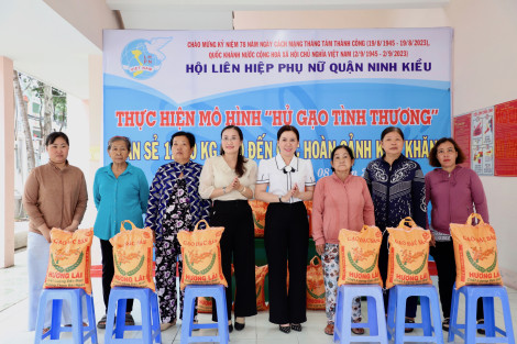 Học theo Bác, làm điều có ích