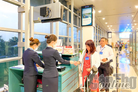Mở bán vé máy bay Tết Nguyên đán Giáp Thìn 2024