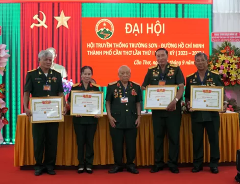 Đại hội Hội Truyền thống Trường Sơn - Đường Hồ Chí Minh TP Cần Thơ lần thứ I