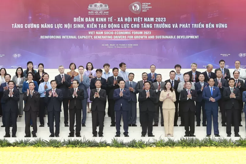 Khai mạc Diễn đàn Kinh tế - Xã hội Việt Nam năm 2023