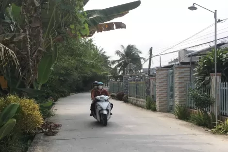 Tuyên truyền, vận động hội viên phụ nữ tuân thủ pháp luật về giao thông
