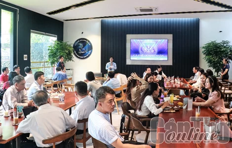 Cải cách hành chính - Lấy người dân, doanh nghiệp làm trung tâm phục vụ
