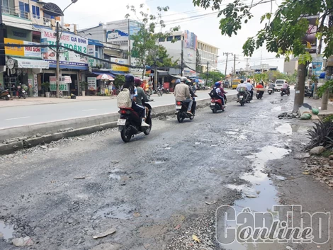 Nâng cấp, mở rộng đường chậm tiến độ, tiềm ẩn nguy cơ mất an toàn giao thông