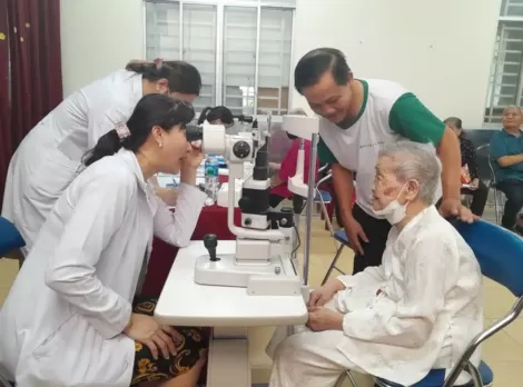 Quan tâm chăm sóc người cao tuổi