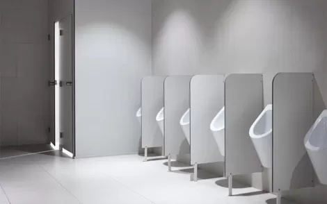 Khi nào nên sử dụng bồn tiểu nam? Nên lắp bồn tiểu nam trong nhà vệ sinh nào?