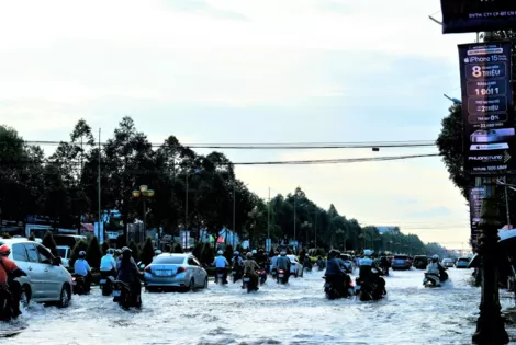 An toàn cho người dân khi triều cường đạt đỉnh, gây ngập đô thị