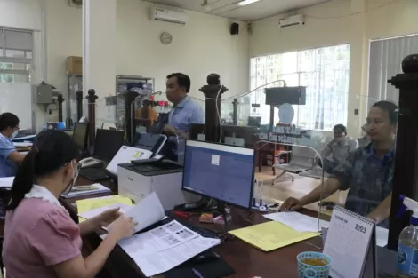 Tập trung cải cách quy trình, thủ tục hành chính nội bộ
để khắc phục tình trạng né tránh, đùn đẩy trách nhiệm
