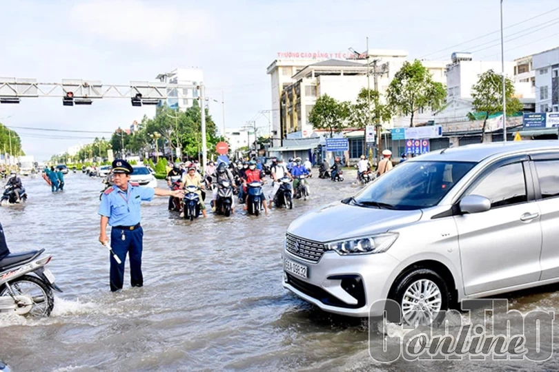 Triển khai các giải pháp đảm bảo an toàn giao thông, chủ động ứng phó các đợt triều cường