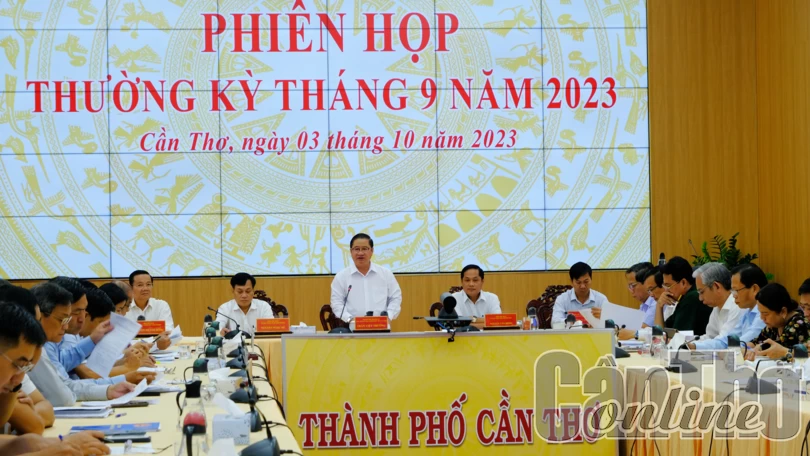 Nêu cao tinh thần trách nhiệm, nỗ lực phấn đấu thực hiện thắng lợi nhiệm vụ phát triển kinh tế - xã hội