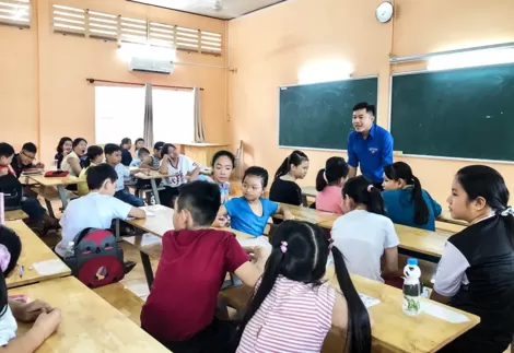 Thạc sĩ Nguyễn Phú Duy Tiến là Hiệu trưởng Trường Trung cấp Hồng Hà TP Cần Thơ