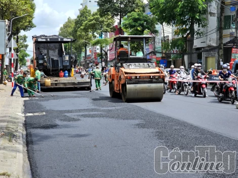 Thi công cải tạo hệ thống thoát nước khu vực trung tâm quận Ninh Kiều đã đạt tiến độ trên 80%