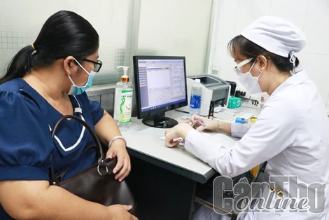 Tinh giản biên chế gắn với nâng cao chất lượng nguồn nhân lực