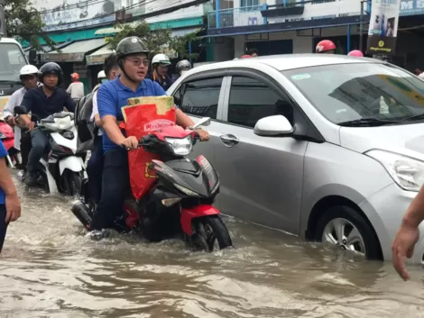 2 “thủ lĩnh” thanh niên vinh dự được tặng Giải thưởng “15 tháng 10”