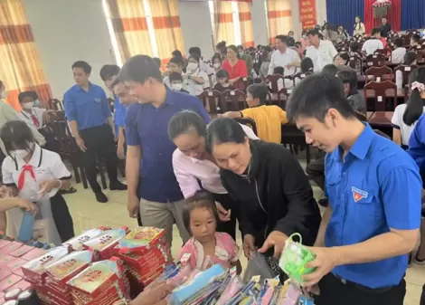 Phối hợp thực hiện công tác Đoàn và phong trào thanh niên