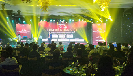Gặp gỡ doanh nhân với chủ đề “Tự hào doanh nhân Việt”