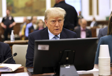 Cựu Tổng thống Trump bị phạt 5.000USD vì chống lệnh tòa án