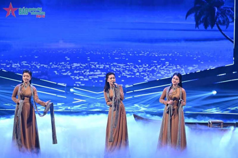 Đoàn Văn công Quân khu 9 đoạt Huy chương Vàng