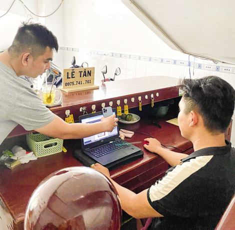 Tăng cường hướng dẫn các cơ sở kinh doanh dịch vụ lưu trú đăng ký, sử dụng phần mềm thông báo lưu trú
