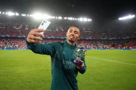 Arsenal cần Jesus ở Champions League