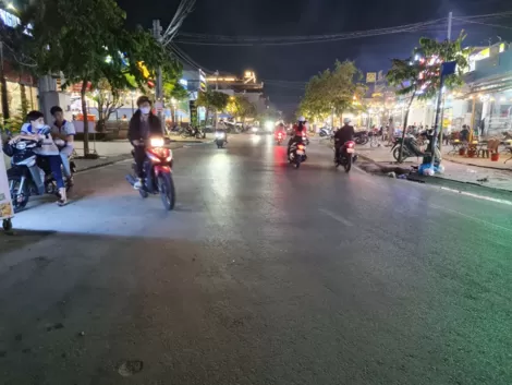 Triều cường rằm tháng 9 âm lịch đang xuống dần