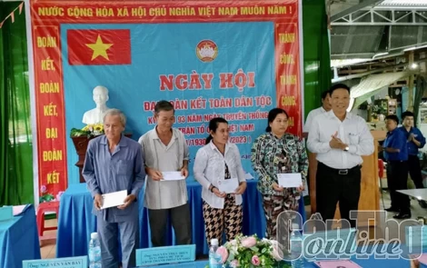 Ấp Thạnh Lộc 1, xã Trung Thạnh tổ chức Ngày hội Ðại đoàn kết toàn dân tộc