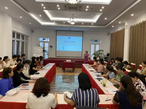 Tập huấn chăm sóc sức khỏe sinh sản, sức khoẻ tình dục cho vị thành niên