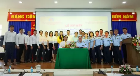 Cục QLTT TP Cần Thơ và Bưu điện TP Cần Thơ phối hợp kiểm soát hàng hóa qua đường bưu điện trong nước