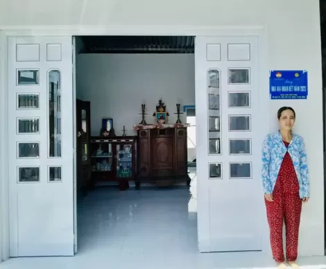 Xây dựng, sửa chữa 11 căn nhà tặng người nghèo