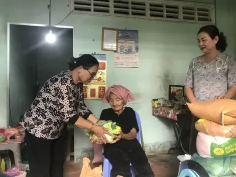 Cô Tuyết Mai ở Long Tuyền