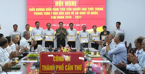 Phát huy vai trò người cao tuổi trong xây dựng và bảo vệ an ninh Tổ quốc