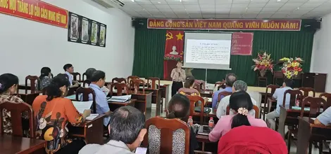 Cập nhật kiến thức về dịch bệnh cho cộng tác viên